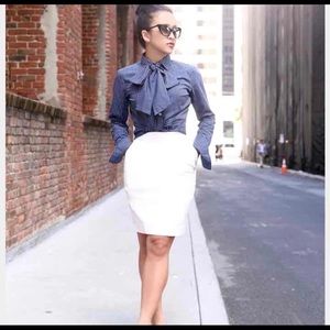 Banana Republic Riley bow tie blouse sz4